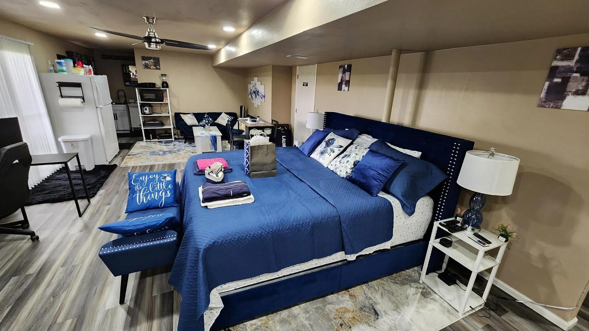 Entire Basement With Private Entrance Within Walking Distance From The Gaylord Hotel Aurora 0*,