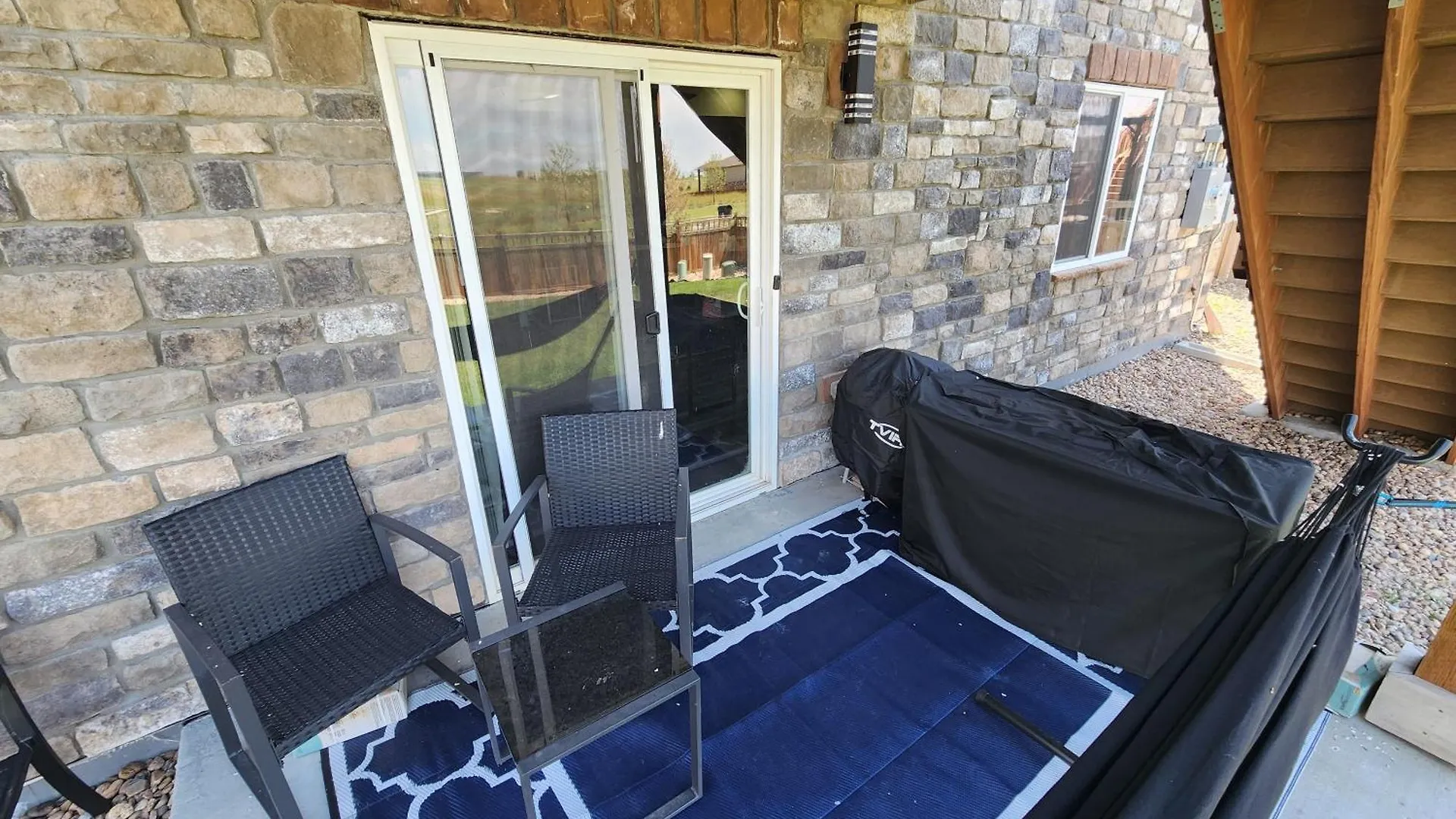 Guest house Entire Basement With Private Entrance Within Walking Distance From The Gaylord Hotel Aurora United States